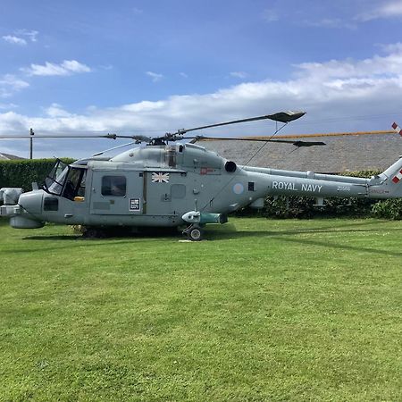 Haelarcher Helicopter Glamping Helston Exterior photo